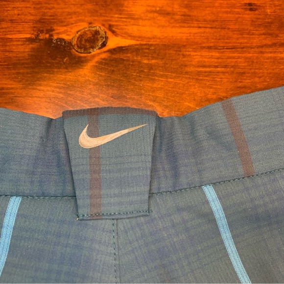 Nike Golf Tour Performance Dri Fit Blue Plaid Men's Shorts- Sz 38 - Picture 4 of 12